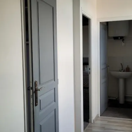 De Madame De Souter Apartment